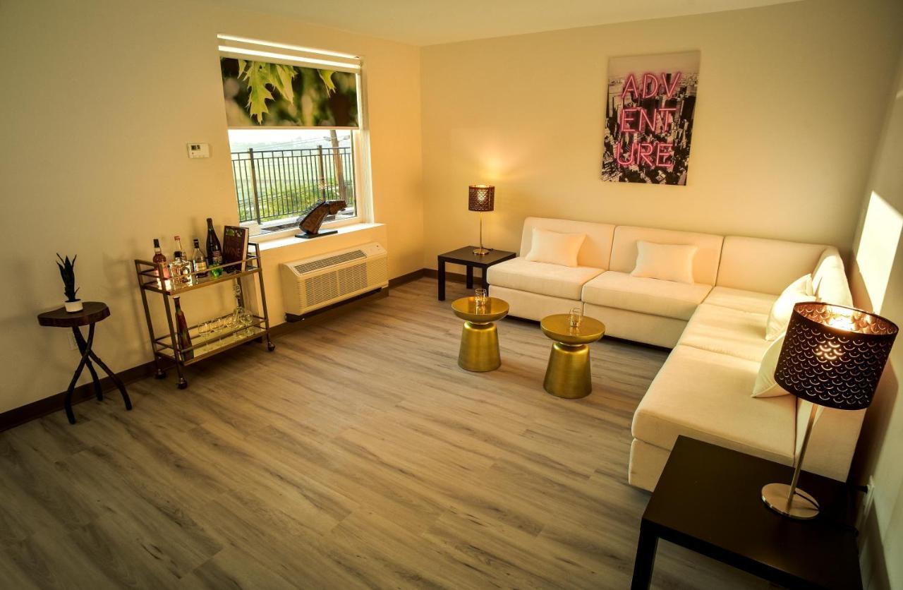 Wyndham Garden North Bergen - Secaucus Hotell Exteriör bild